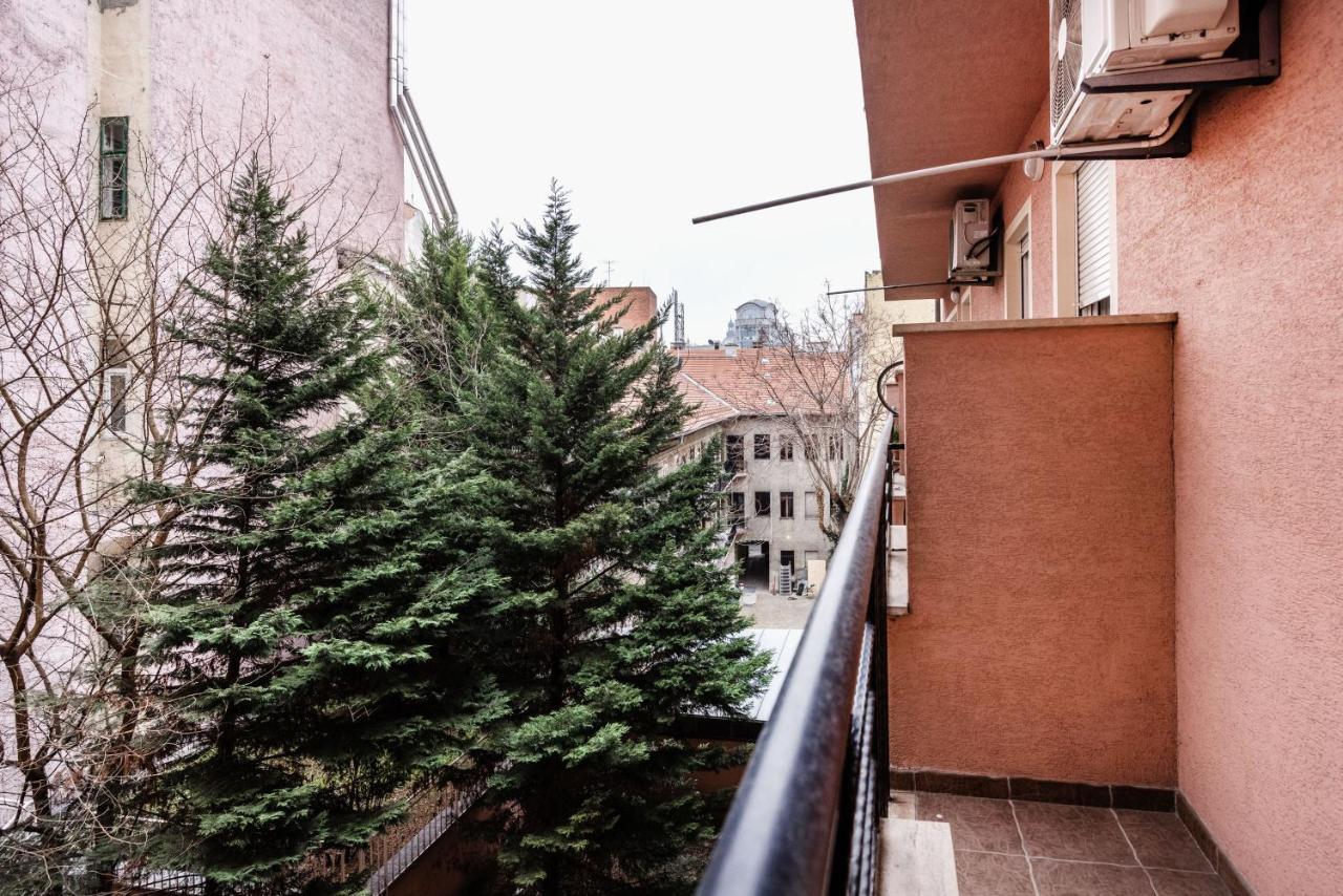 부다페스트 Downtown Charm With Balcony And Garden View 아파트 외부 사진